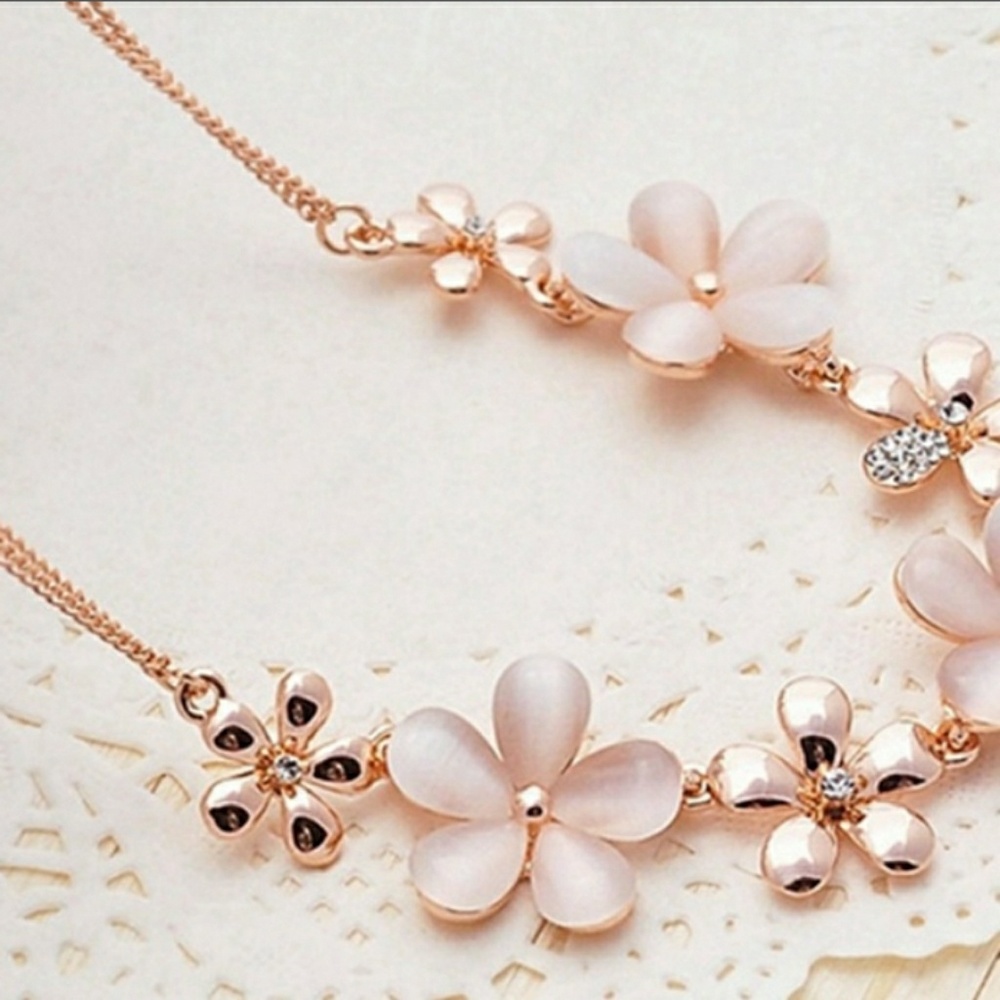 Flower Necklace